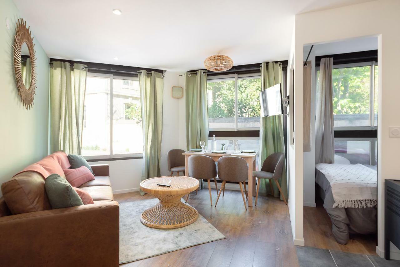Suites Gaya Confort - Centre Ville Montpellier Exterior foto